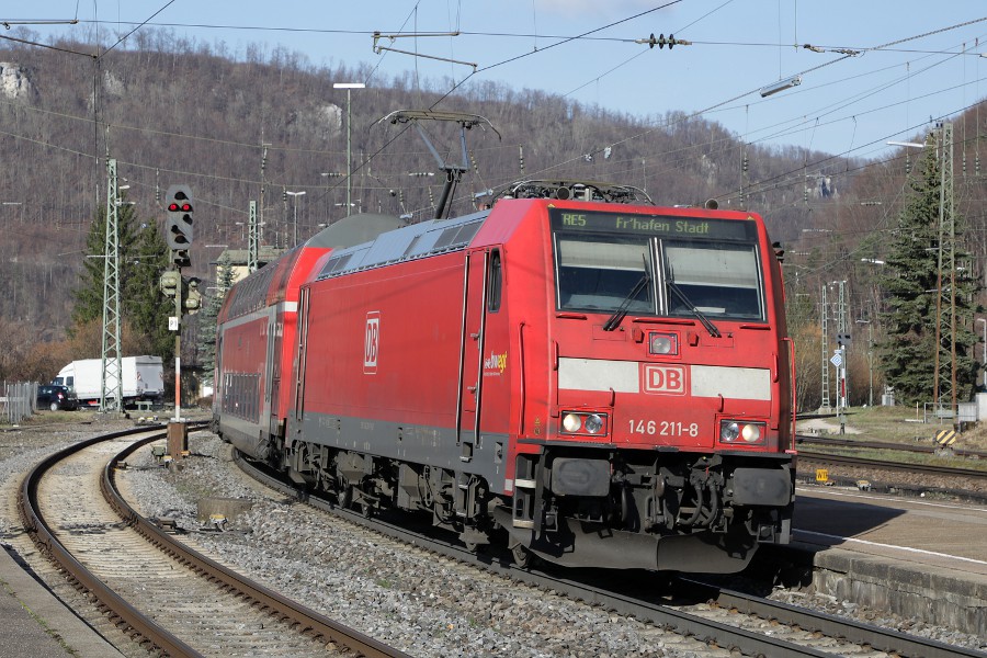 DB 146 211