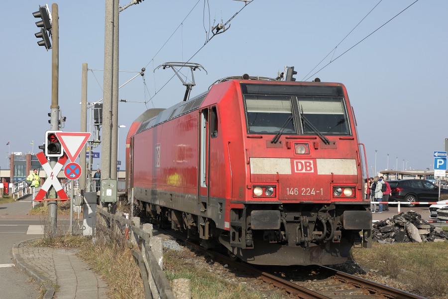 DB 146 224