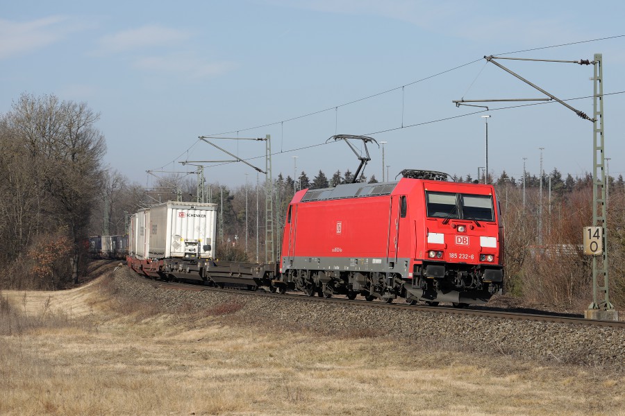 DB 185 232