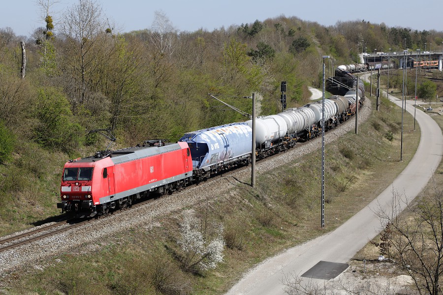 DB 185 015