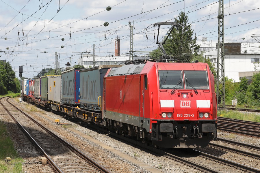 DB 185 229