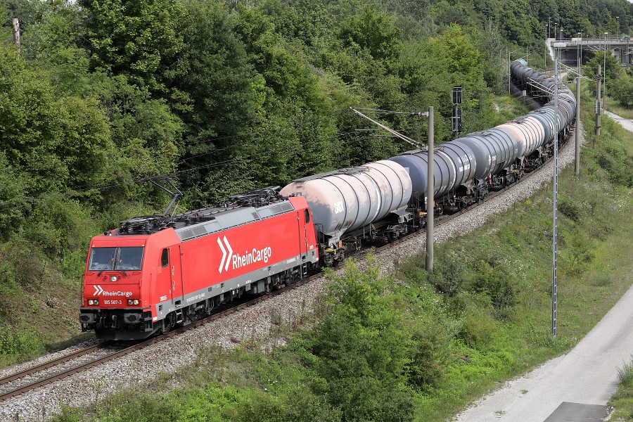 RheinCargo 185 587-3