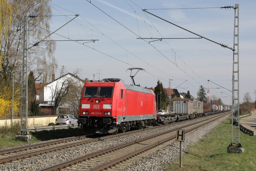 DB 185 227