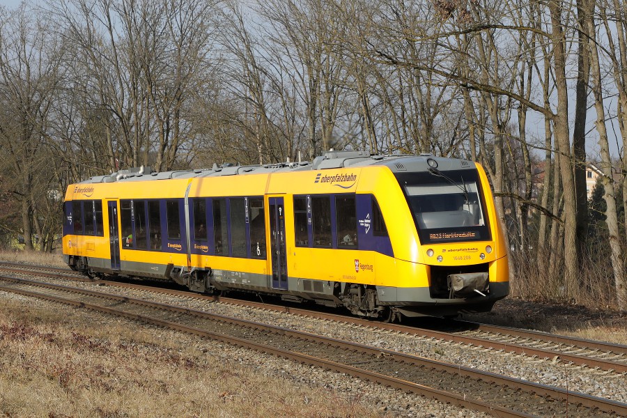 DB 223 081