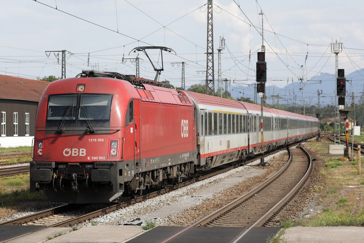 ÖBB 1216 002, EC88