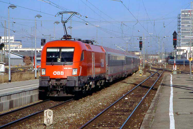 ÖBB Taurus 1016 009, München Ost