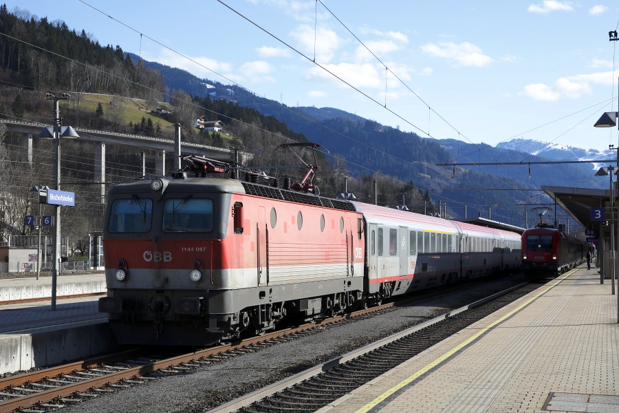 ÖBB 1144 067