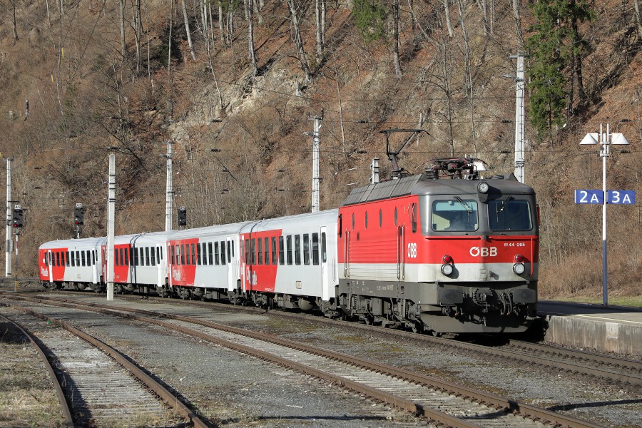 ÖBB 1144 095