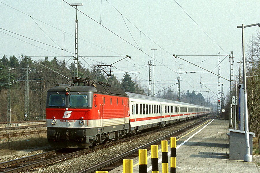 ÖBB 1044 284