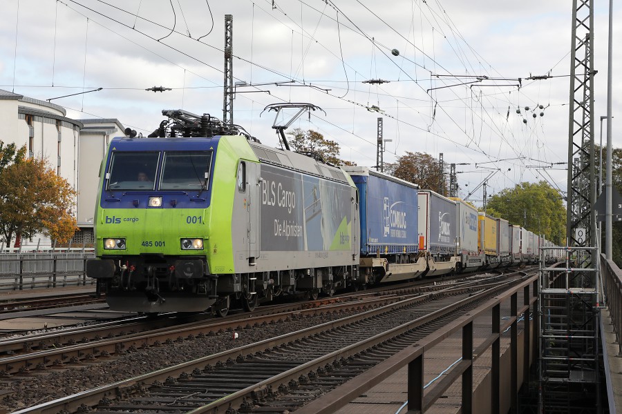 BLS Cargo Re 485 001