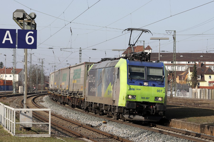 BLS Cargo Re 485 007